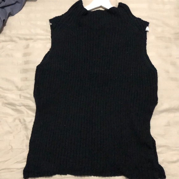 Seven Sisters mock neck knit sleeveless sweater - Picture 1 of 4